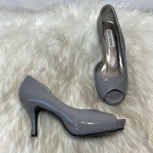 Steve Madden Tulla Grey Patent Leather Platform Heels Sz 7.5